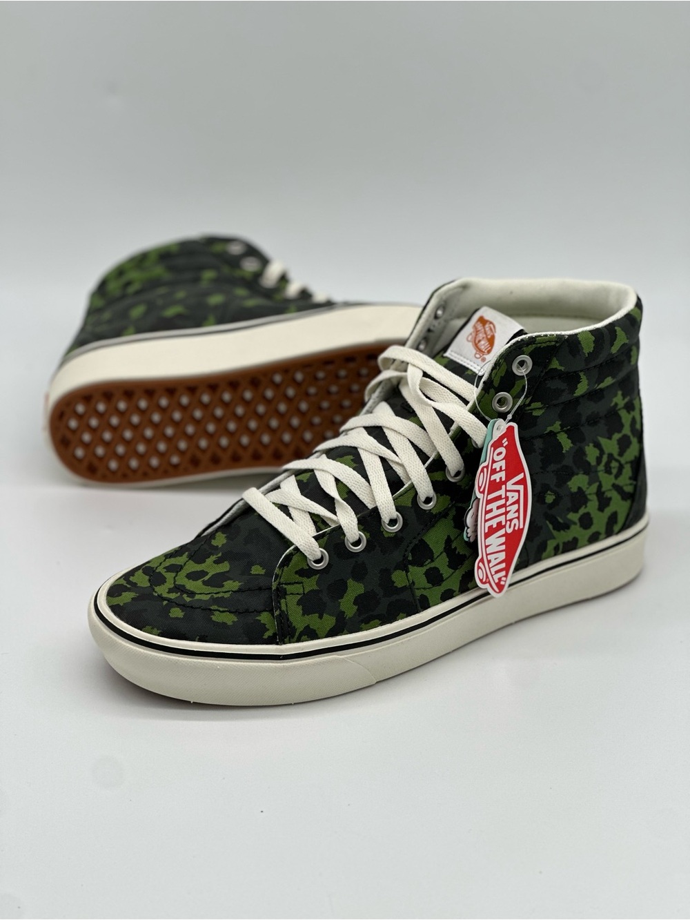 Vans High-Top Sneakers in Green Leopard Camo - Picture 9 of 10